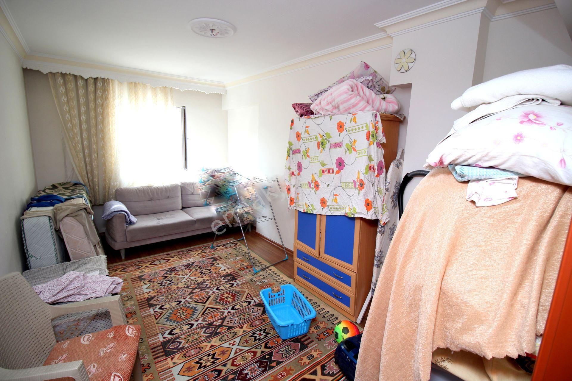 Emre Emlak'tan Süvari'de Ön Cephe Arakat 3+1 Satılık Daire - Görsel 9