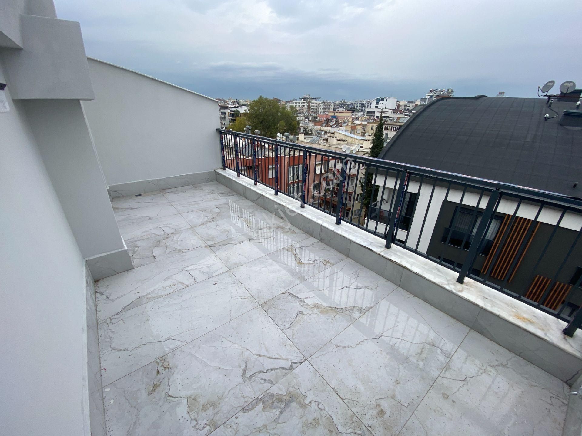 Konyaaltı Cadde Arkası Geniş Ferah Sıfır Dubleks - Görsel 23