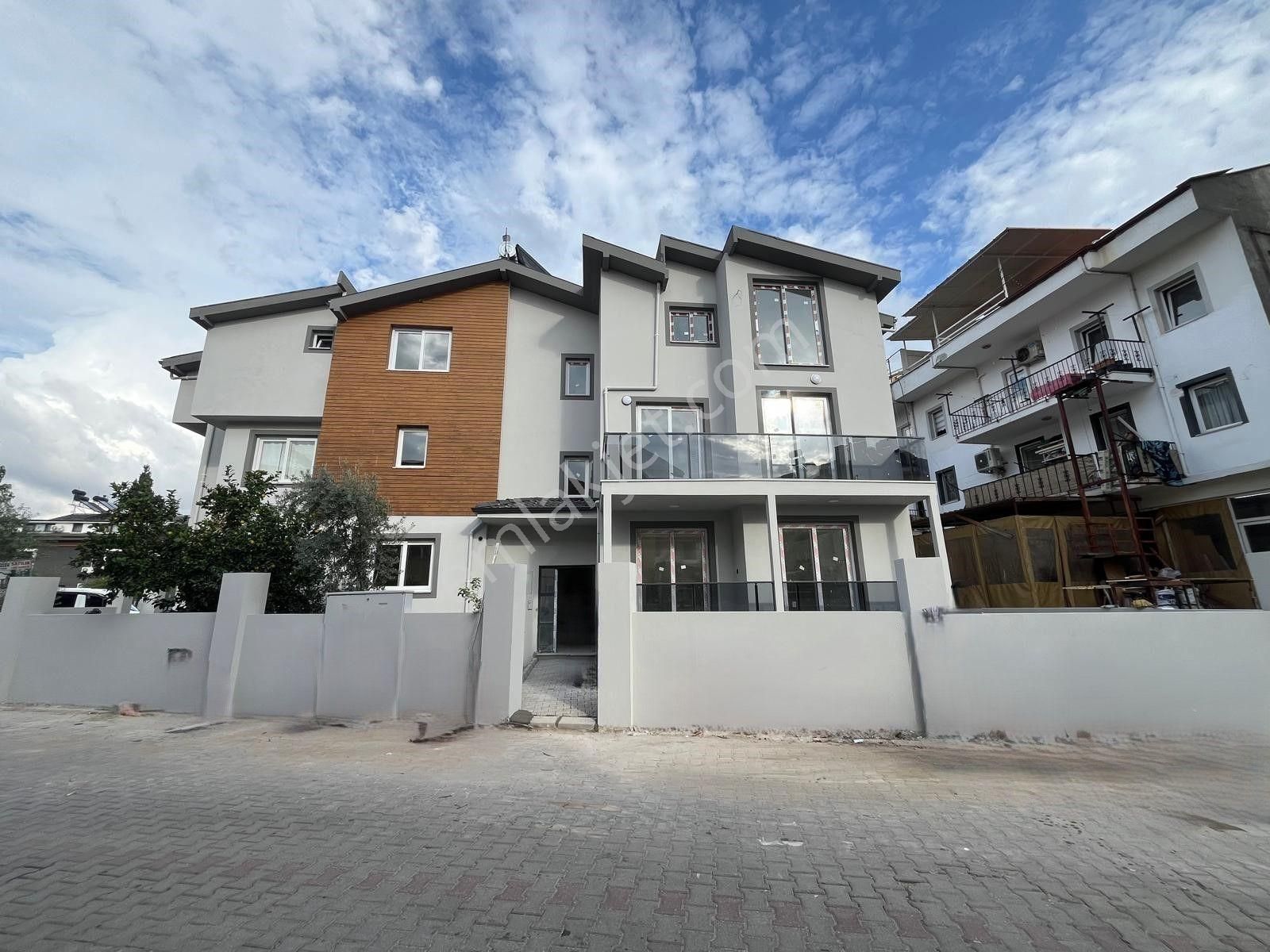 Goldhouse Dan Satılık Yeni Mahallede Modern 1+1 Daire