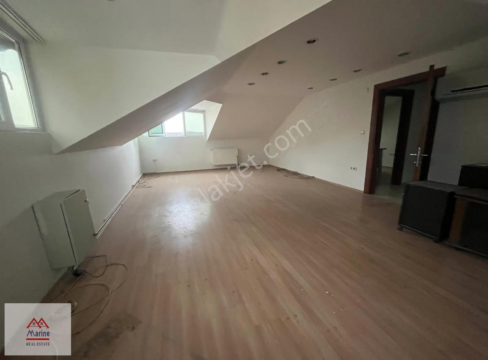 Pendik E-5 Yan Yolu Üzerinde 130 M2 Kiralık Ofis Dairesi - Görsel 7