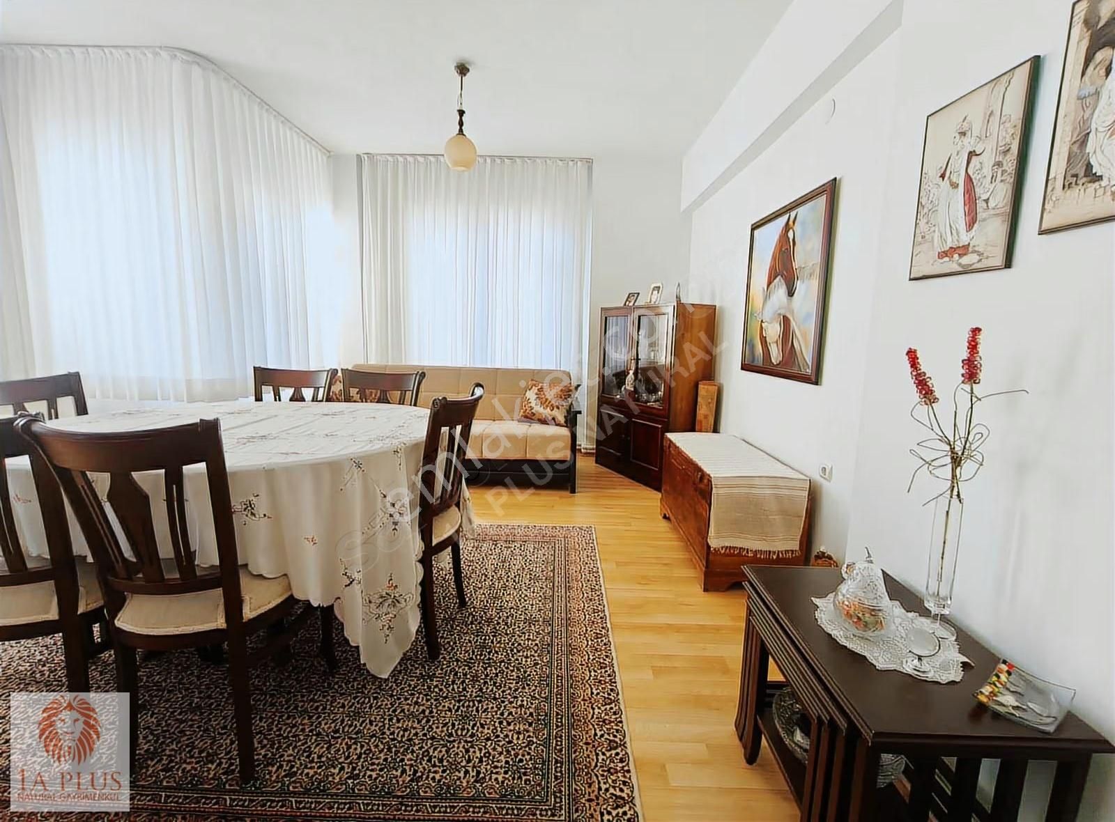 Çankaya'da Doğalğazlı 3+1 150 M2 Ara Kat Şehir Hast.yakını - Görsel 33