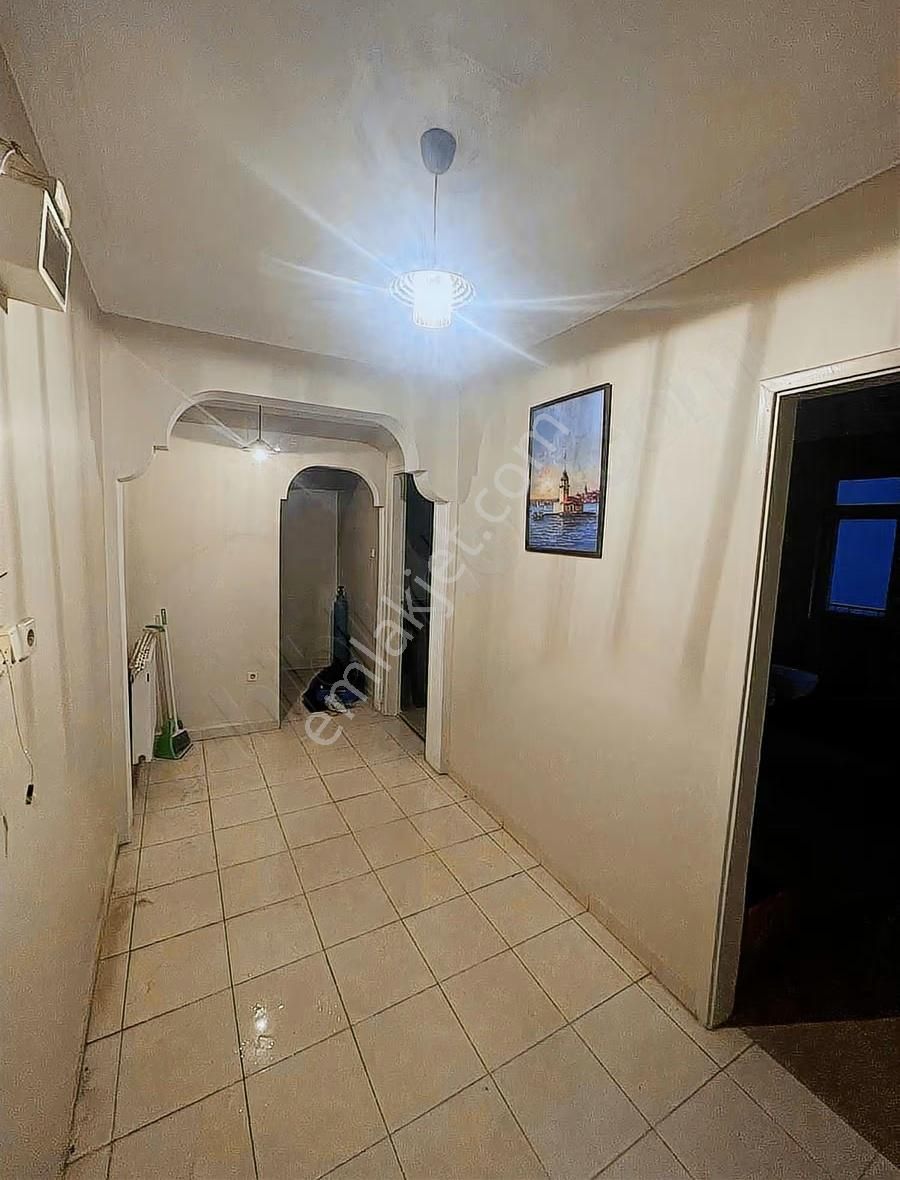 Bayrampaşa Yenidoğan Mah. Temiz 2+1 Kısmi Eşyalı Kiralık Daire - Görsel 8