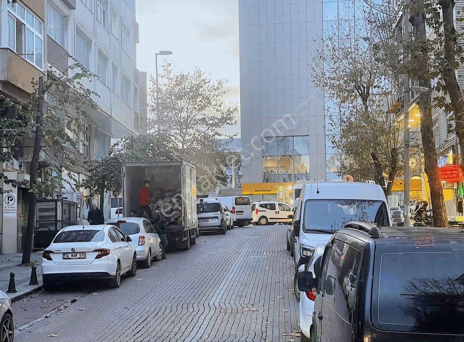 Bayrampaşa Yenidoğan Mah. Temiz 2+1 Kısmi Eşyalı Kiralık Daire - Görsel 19