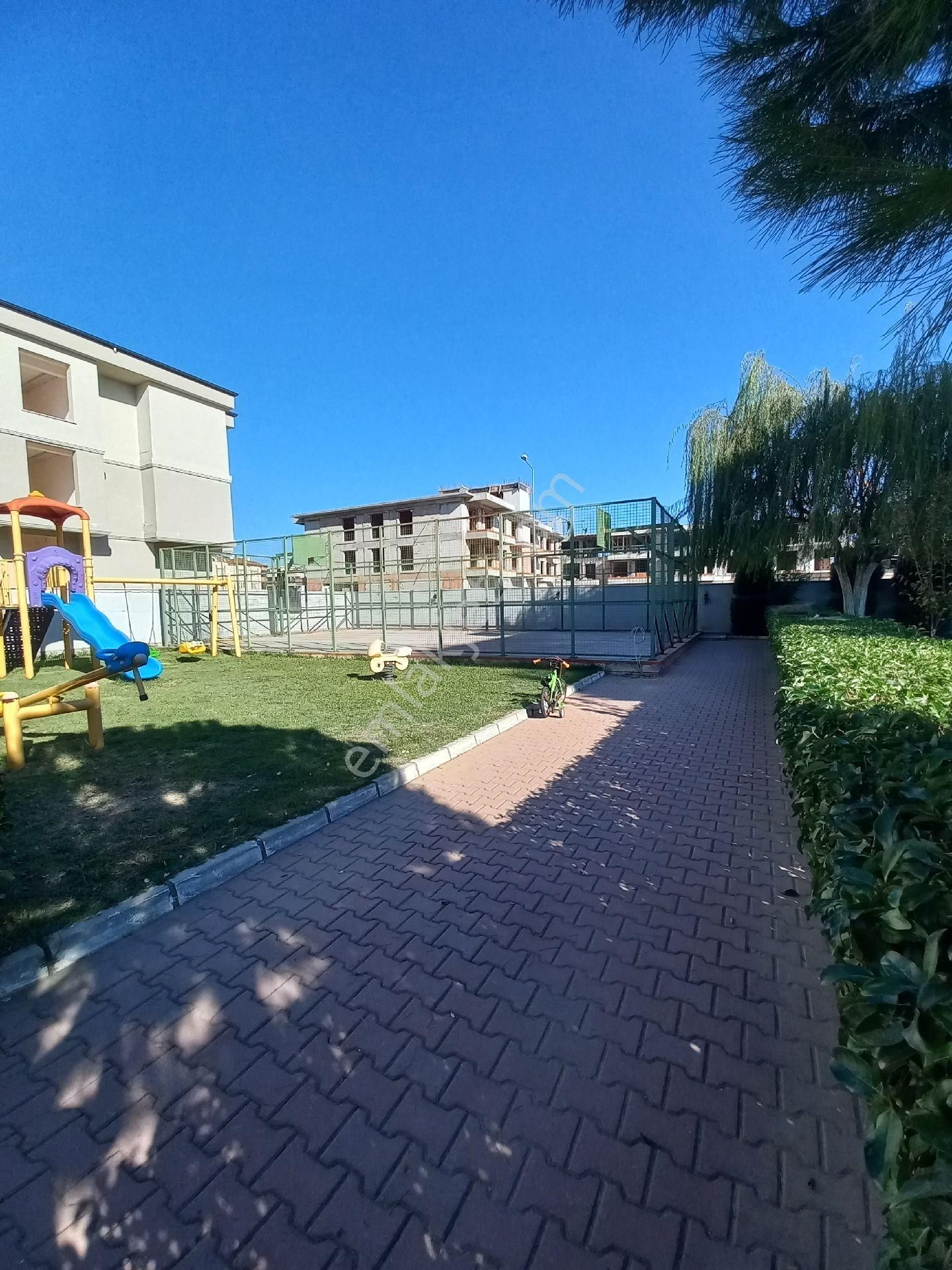 Doğru Emlak'tan Full Eşyalı Kiralık Daıre - Görsel 3