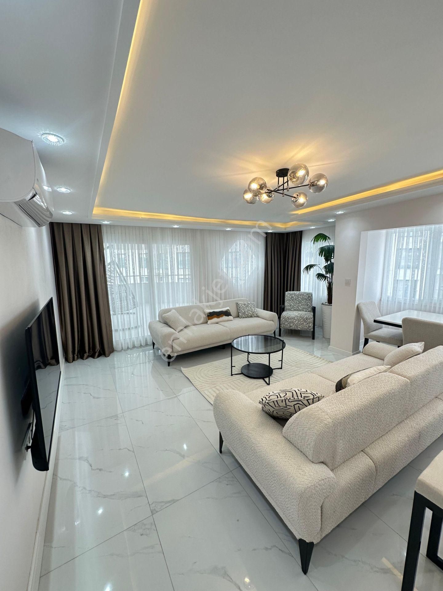 Eşsiz Deniz Ve Orman Manzaralı 4+1 Sıfırlanmış Full Eşyalı Daire - Görsel 3