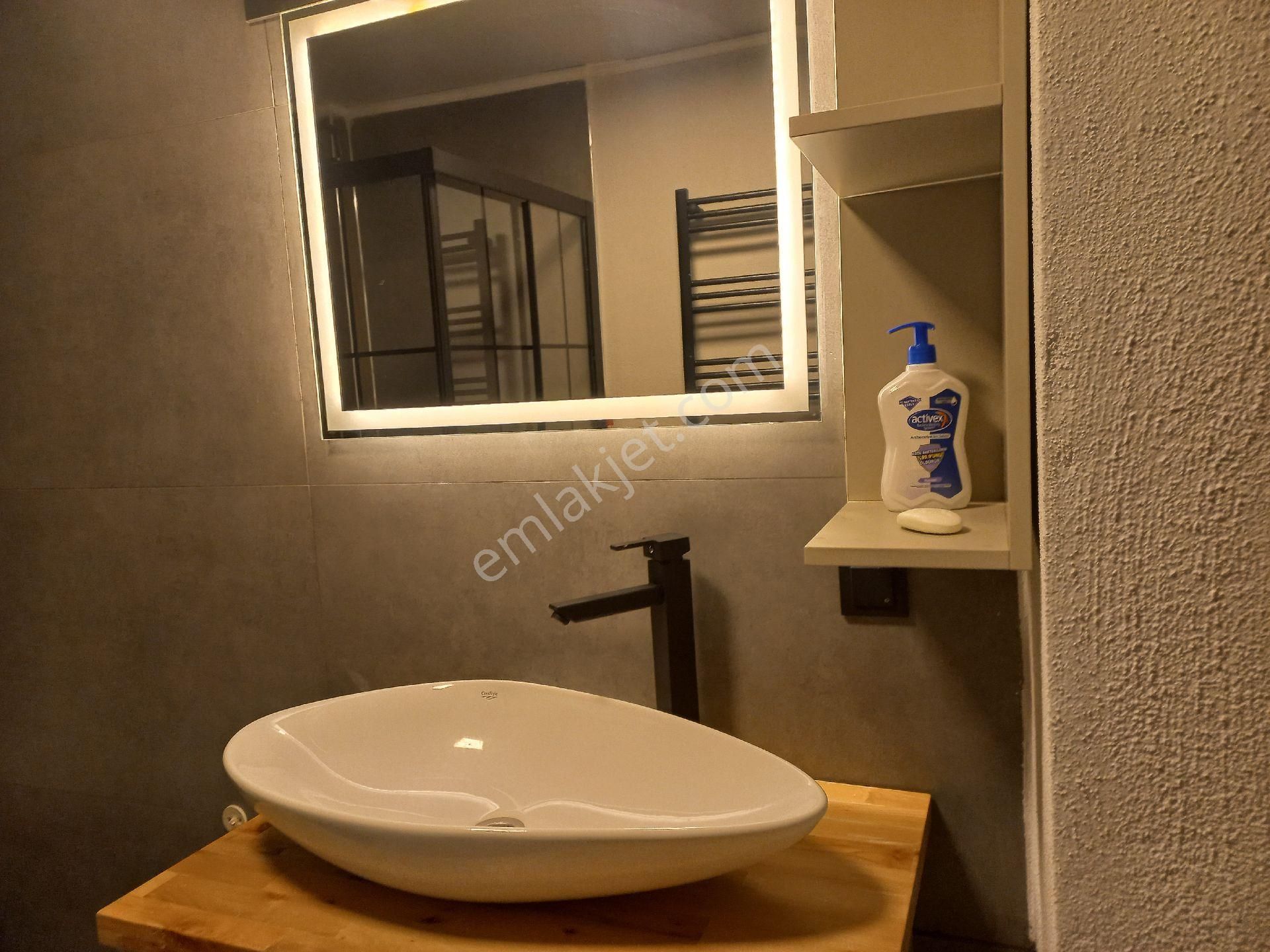 Balçova Ata Caddesi Üzerinde 2+1 Şık Kullanımlı Daire - Görsel 9