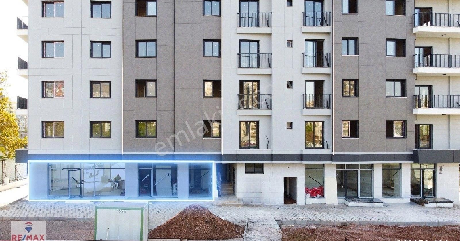 Bayraklı Yüzbaşı İbrahim Hakkı Cad. Kurumsala Kiralık Dükkan - Görsel 9