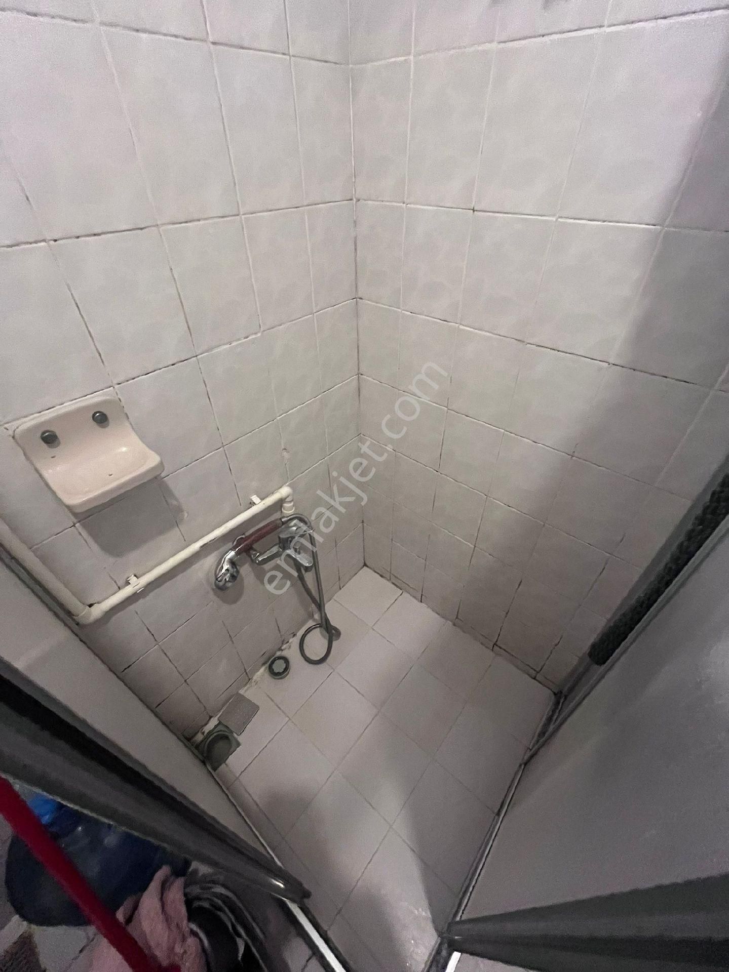 Fatih Kocamustafapaşa Sümbülefendi Duhaniye Güntaş Bloklarında 100 M2 Kiracılı - Görsel 10