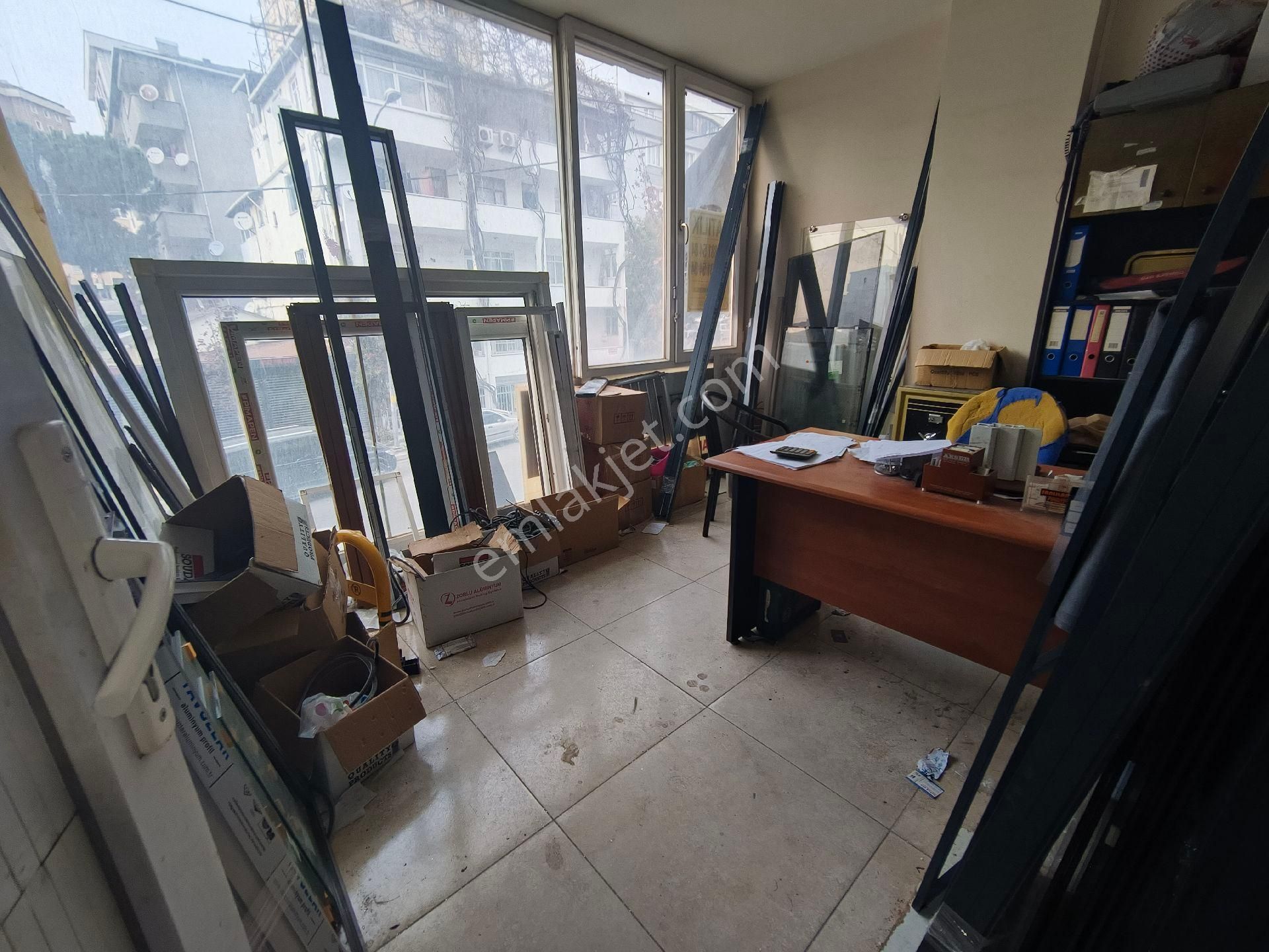 Güneyden Akşemsettin Caddesine Cephe 87m2 Dükkan - Görsel 13