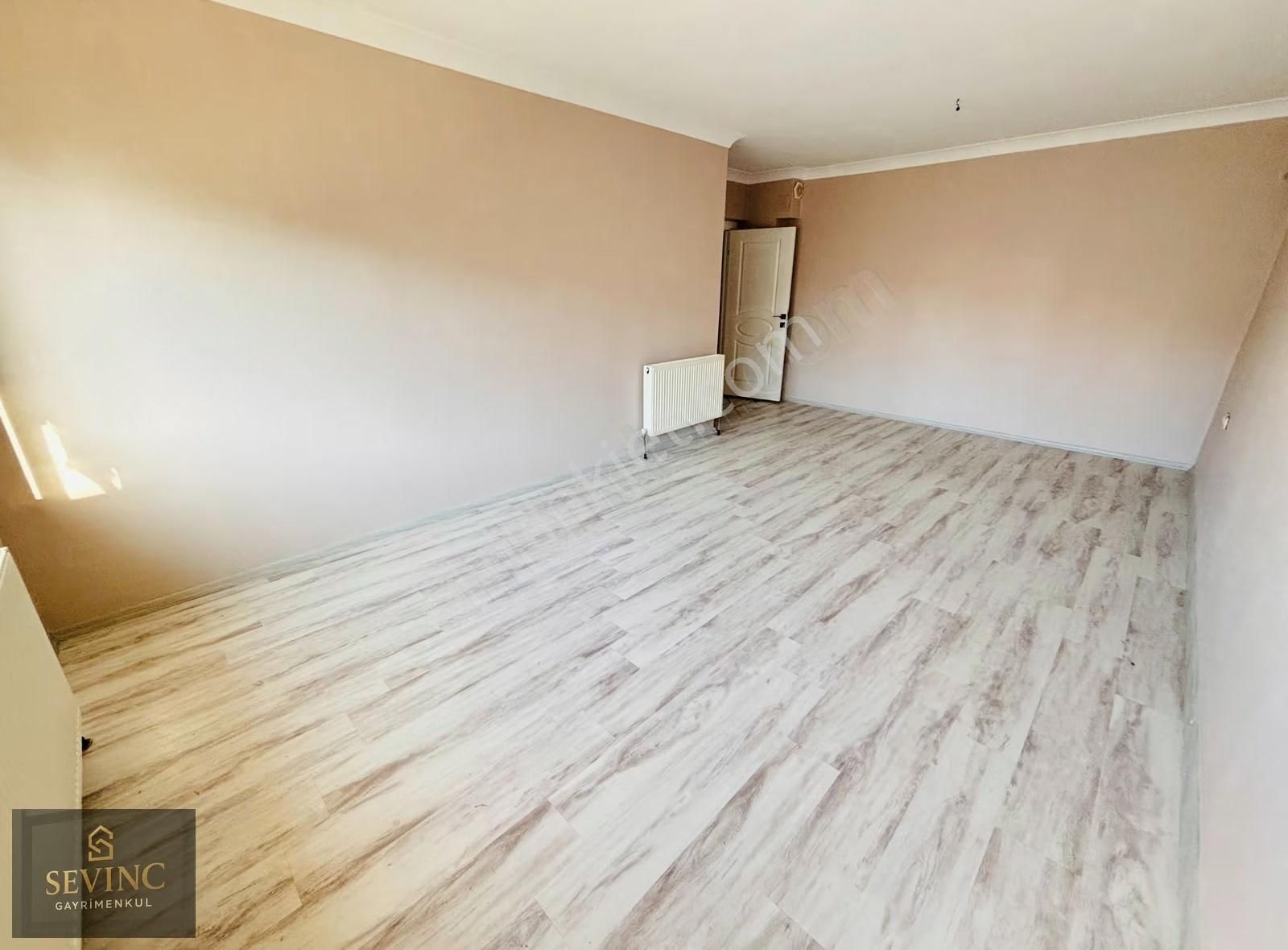 Sevinç'ten İhsaniye'de Milano Düğün Salonu Civ.2+1 Satılık Daire