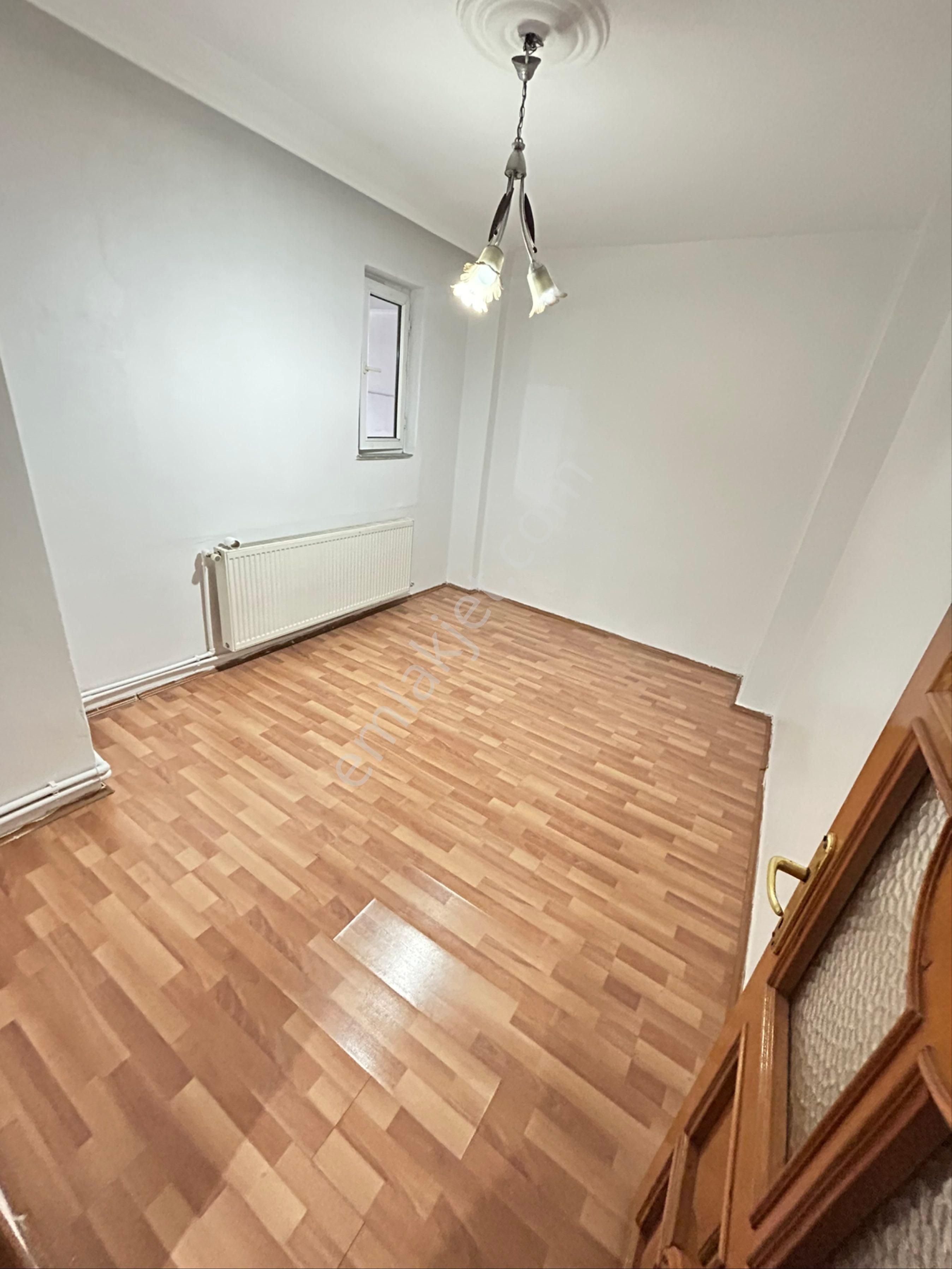 50.yıl Mahallesi 3+1 130m2 Çift Balkonlu Fırsat Arakat Daire - Görsel 6