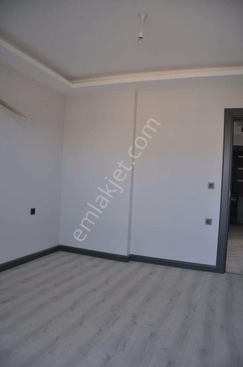 Kuşadası Davutlar Denize Yürüme Mesafesinde 3+1 Satılık Villa - Görsel 34