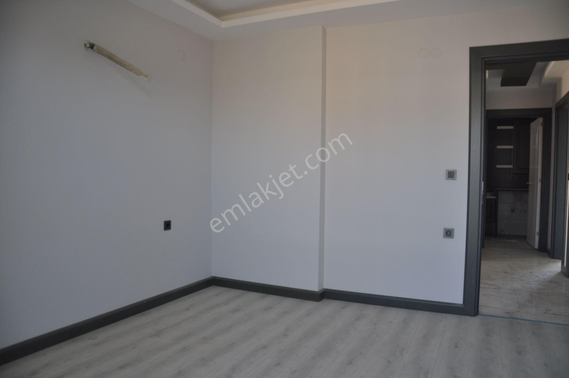 Kuşadası Davutlar Denize Yürüme Mesafesinde 3+1 Satılık Villa - Görsel 32