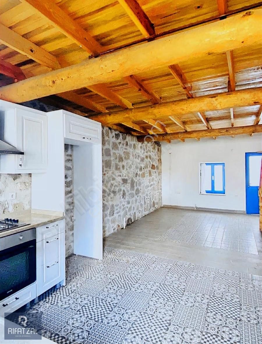 Küçükköy'de 80 M2 2+1 - 40 M2 Bahçeli Müstakil Taş Evler - Görsel 18