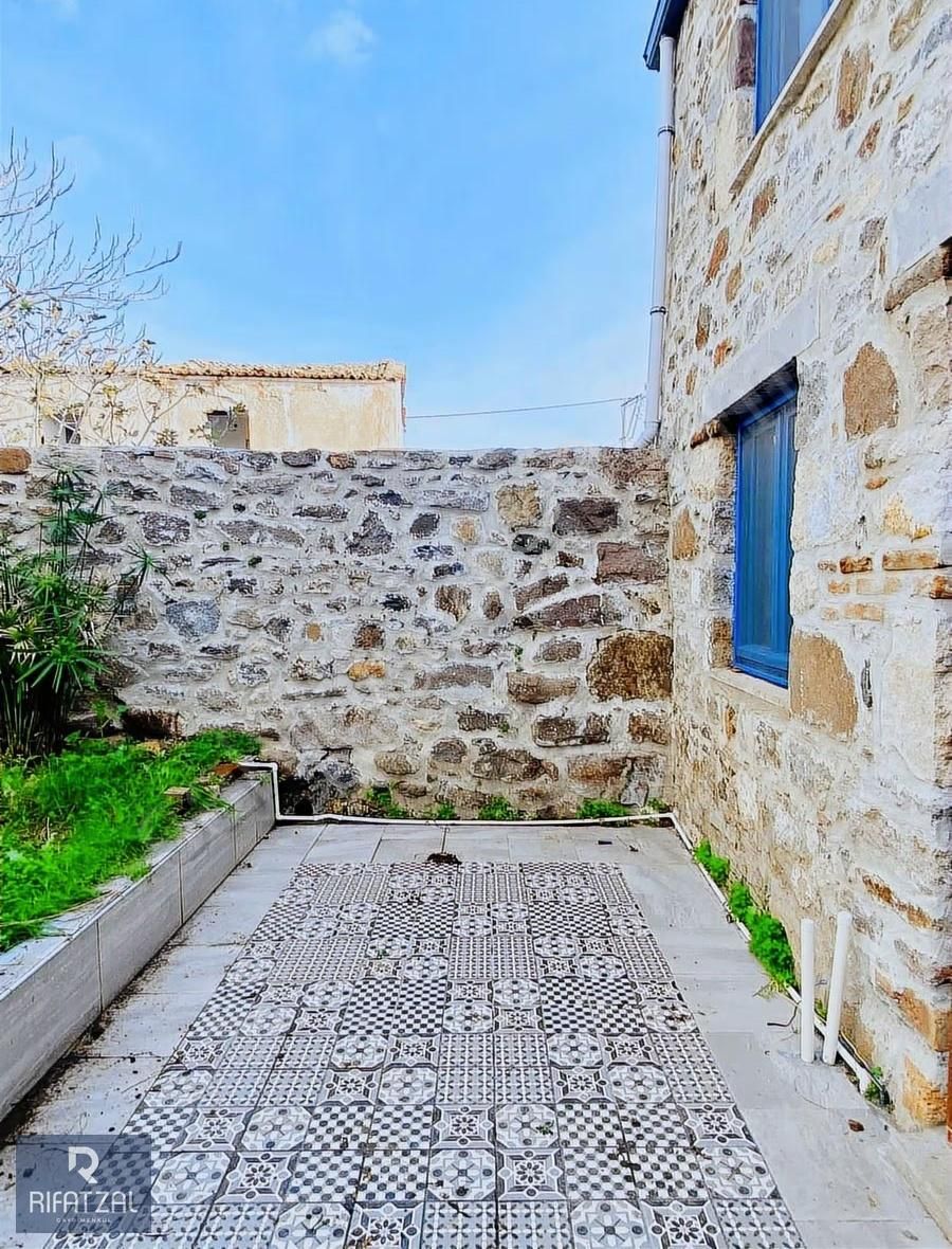 Küçükköy'de 80 M2 2+1 - 40 M2 Bahçeli Müstakil Taş Evler - Görsel 31