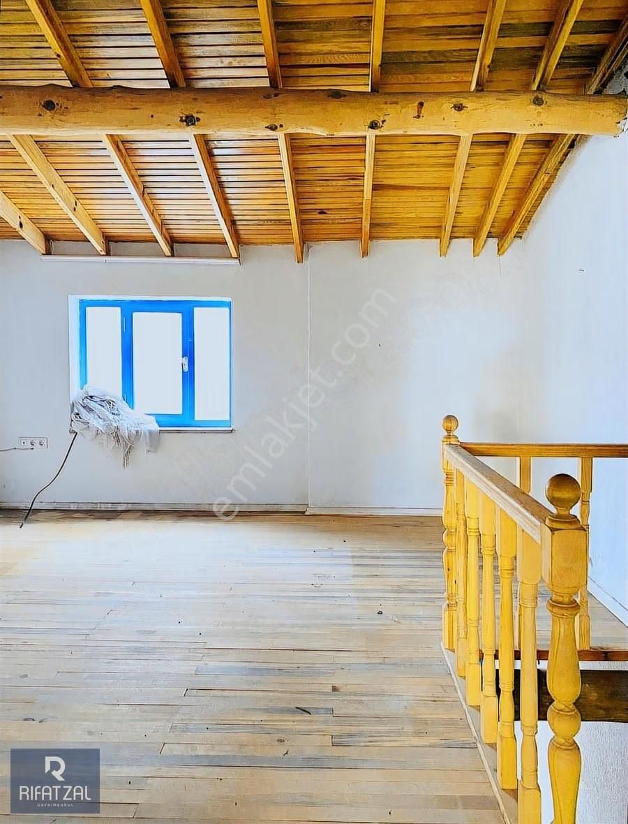 Küçükköy'de 80 M2 2+1 - 40 M2 Bahçeli Müstakil Taş Evler - Görsel 28