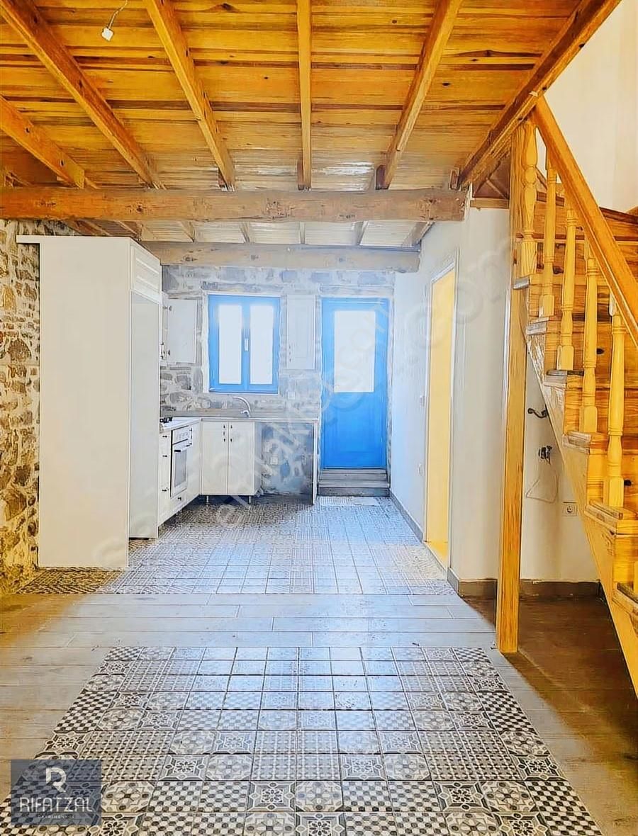 Küçükköy'de 80 M2 2+1 - 40 M2 Bahçeli Müstakil Taş Evler - Görsel 6