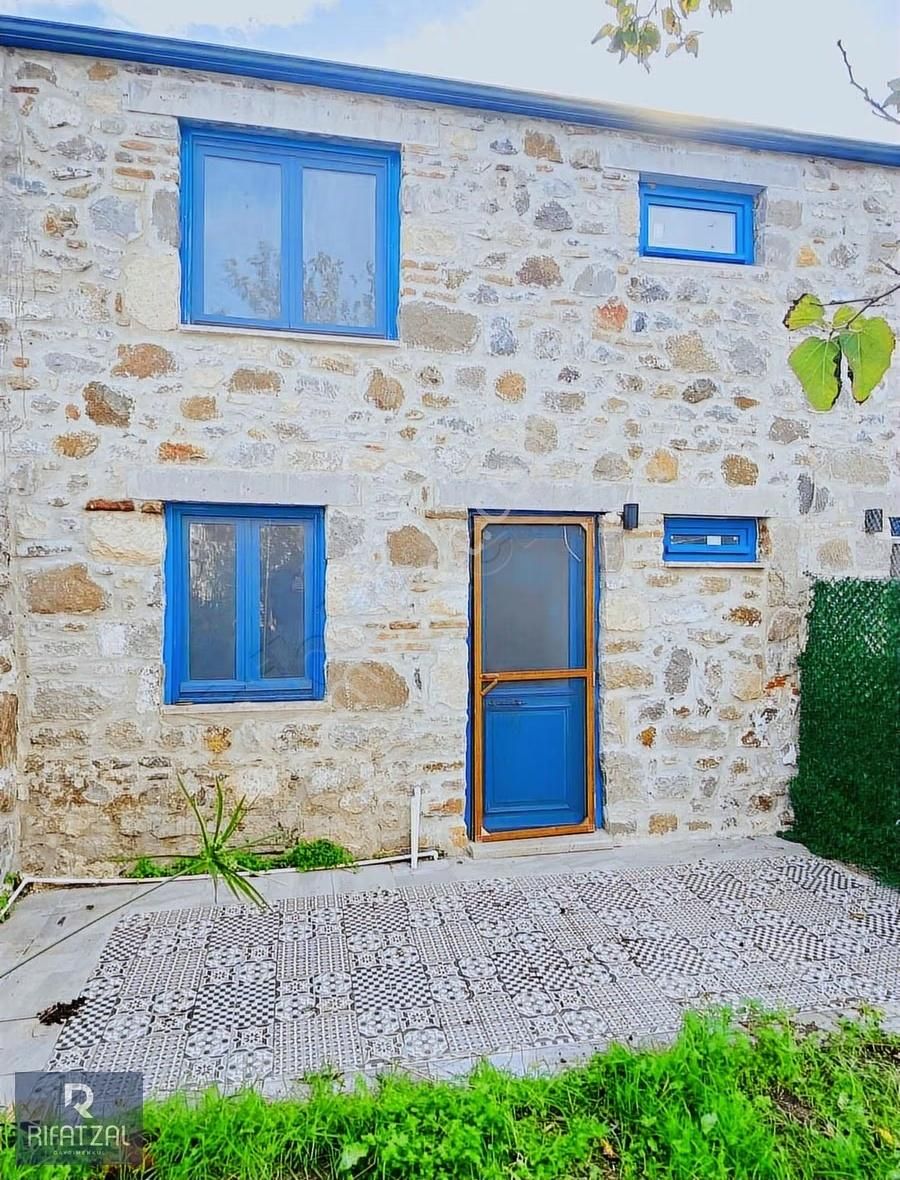Küçükköy'de 80 M2 2+1 - 40 M2 Bahçeli Müstakil Taş Evler - Görsel 4