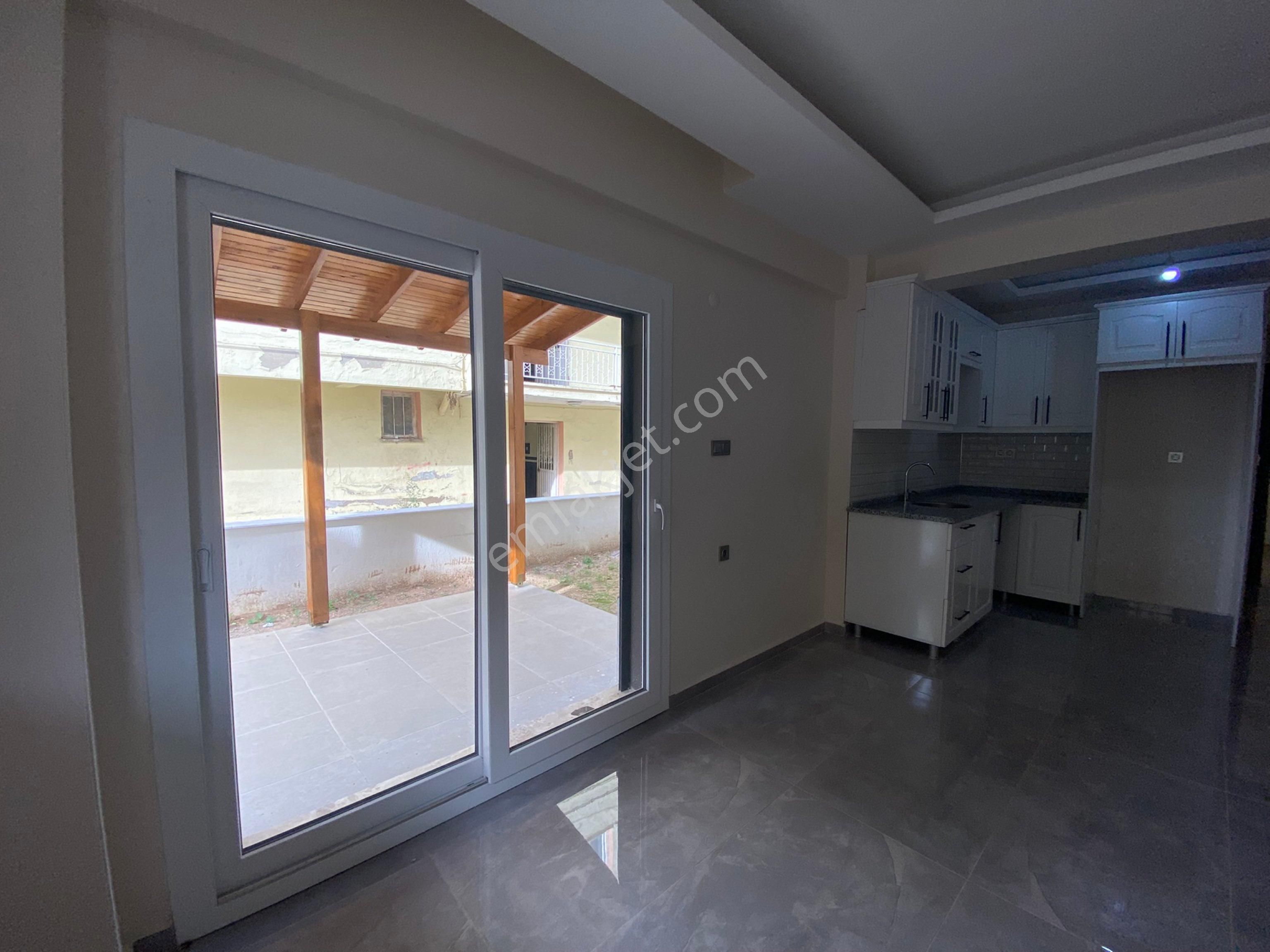 | Global | Bahçeli Daire Denize 300 Metre - Görsel 17