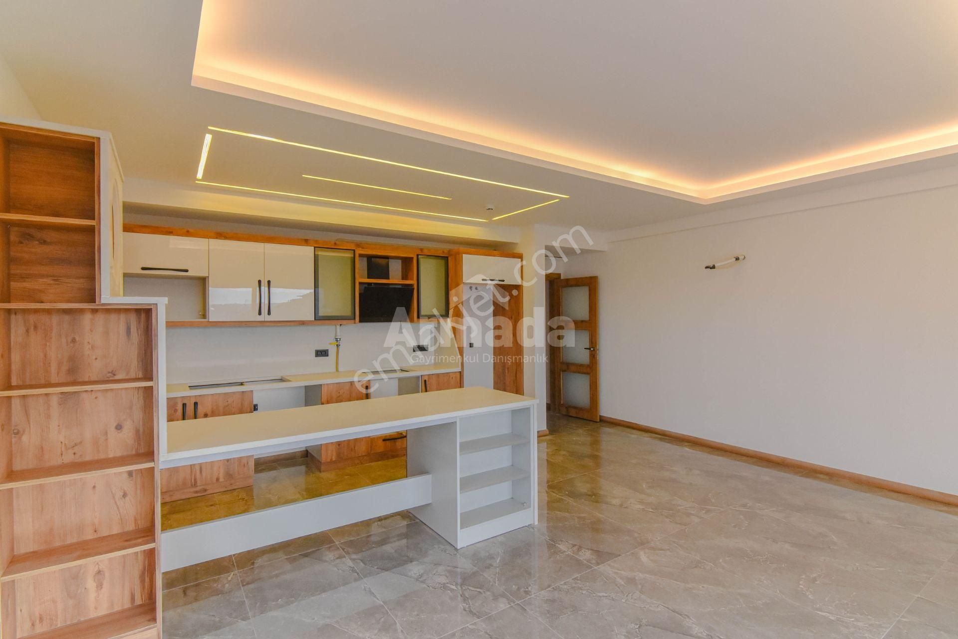 Kuşadası Ege Mahallesi'nde Deniz Manzaralı Satılık 2+1 Daire - Görsel 3