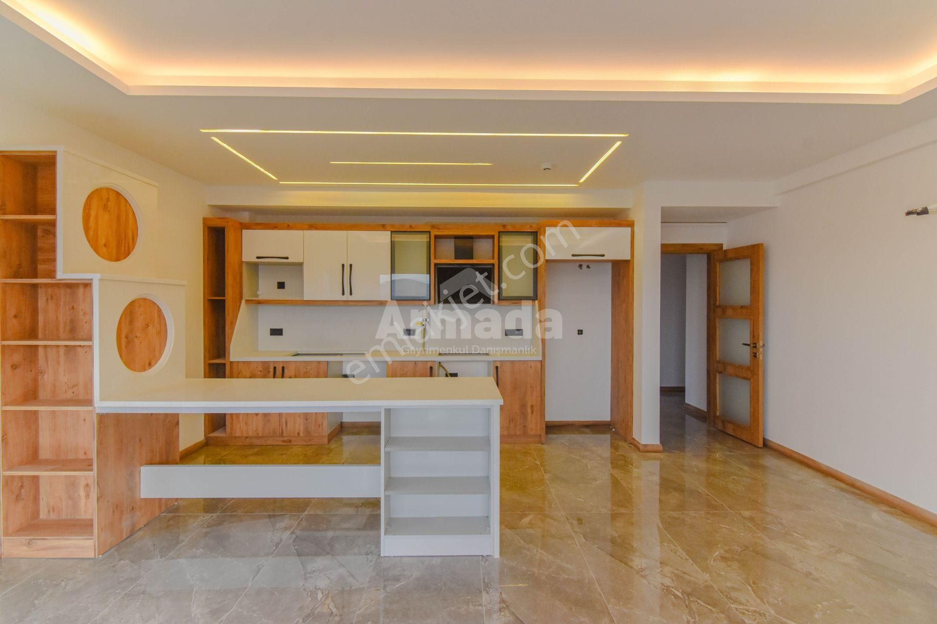 Kuşadası Ege Mahallesi'nde Deniz Manzaralı Satılık 2+1 Daire - Görsel 4