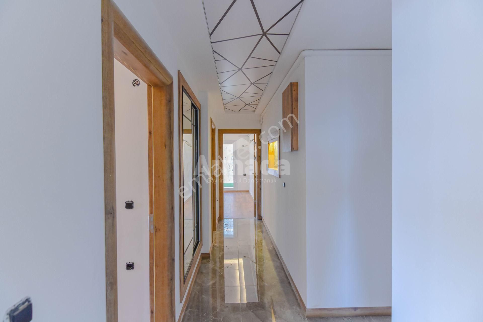 Kuşadası Ege Mahallesi'nde Deniz Manzaralı Satılık 2+1 Daire - Görsel 12