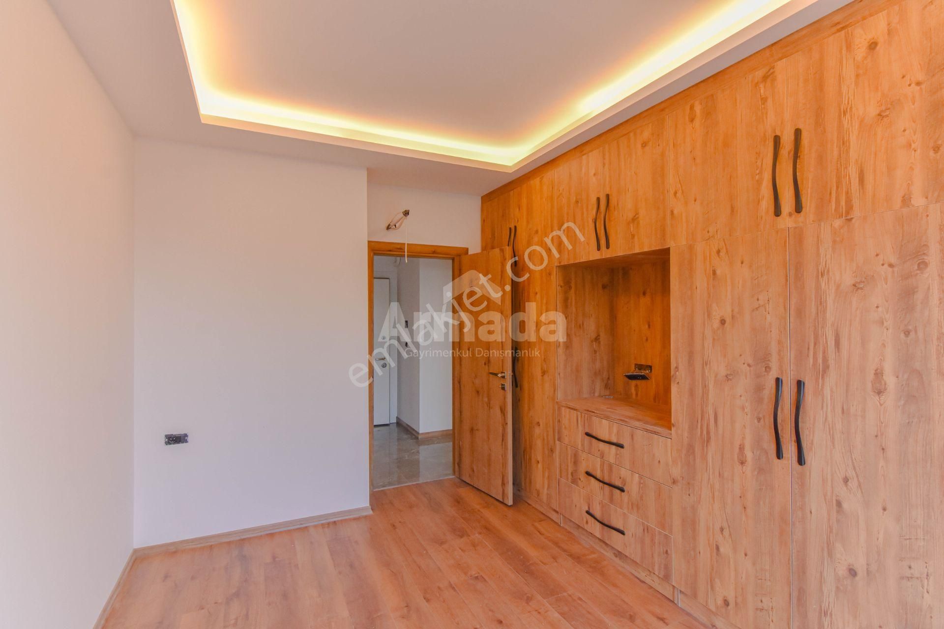 Kuşadası Ege Mahallesi'nde Deniz Manzaralı Satılık 2+1 Daire - Görsel 16