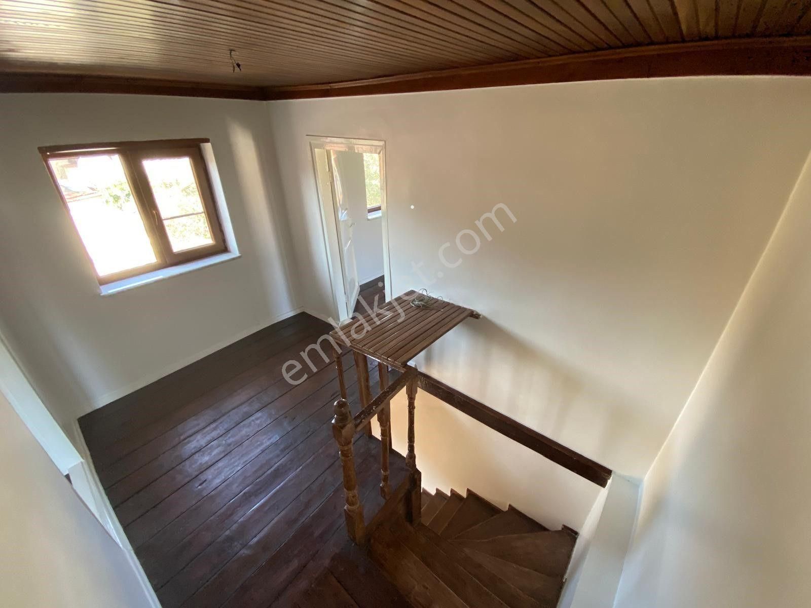 ▀jet Emlaktan Zeytinli'de Satılık Müstakil Bahçeli Geniş Köy Evi - Görsel 11