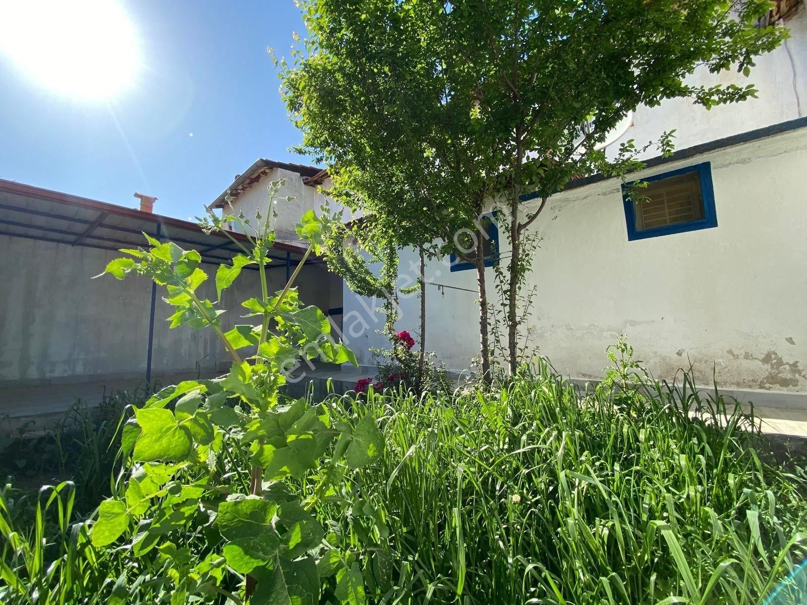 ▀jet Emlaktan Zeytinli'de Satılık Müstakil Bahçeli Geniş Köy Evi - Görsel 3