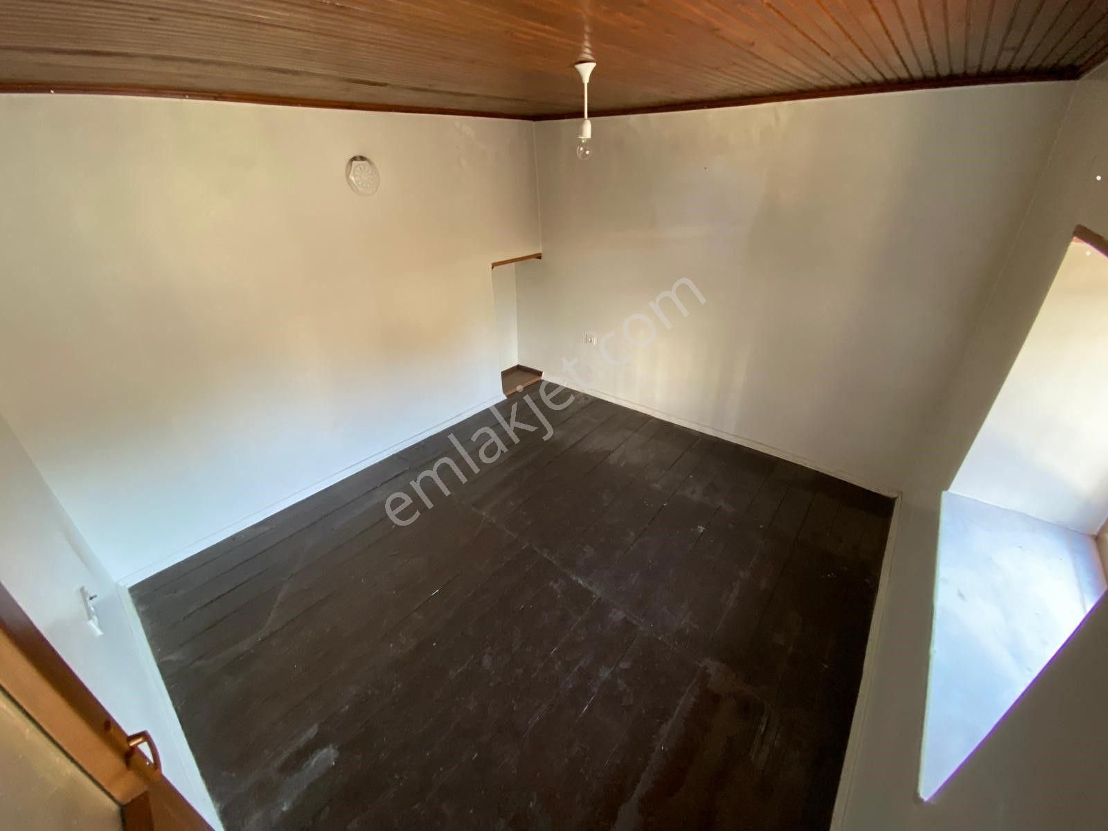 ▀jet Emlaktan Zeytinli'de Satılık Müstakil Bahçeli Geniş Köy Evi - Görsel 6