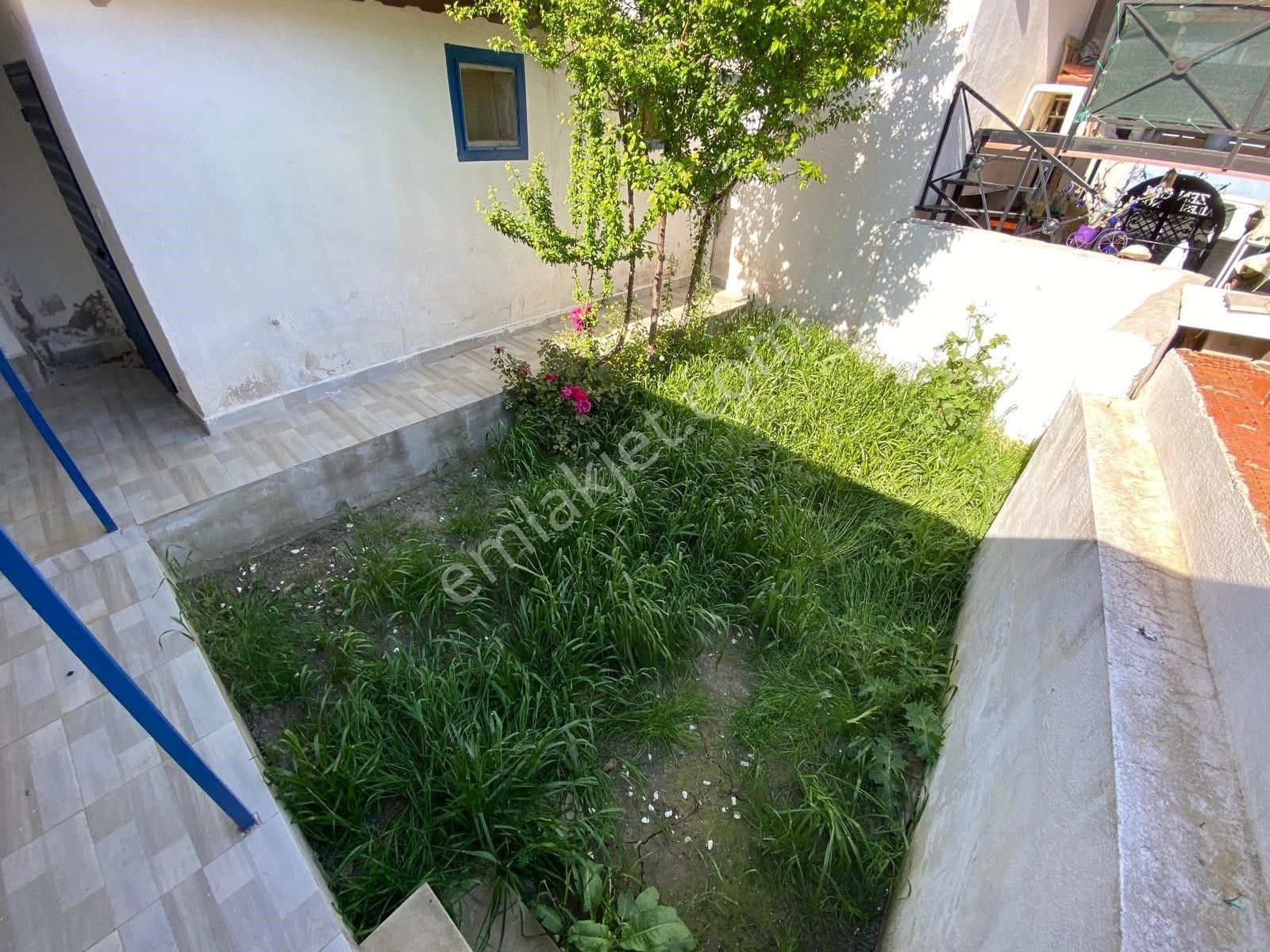 ▀jet Emlaktan Zeytinli'de Satılık Müstakil Bahçeli Geniş Köy Evi - Görsel 2