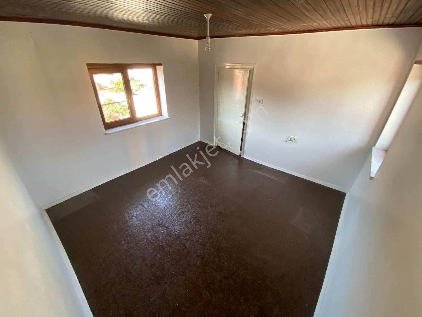 ▀jet Emlaktan Zeytinli'de Satılık Müstakil Bahçeli Geniş Köy Evi - Görsel 15