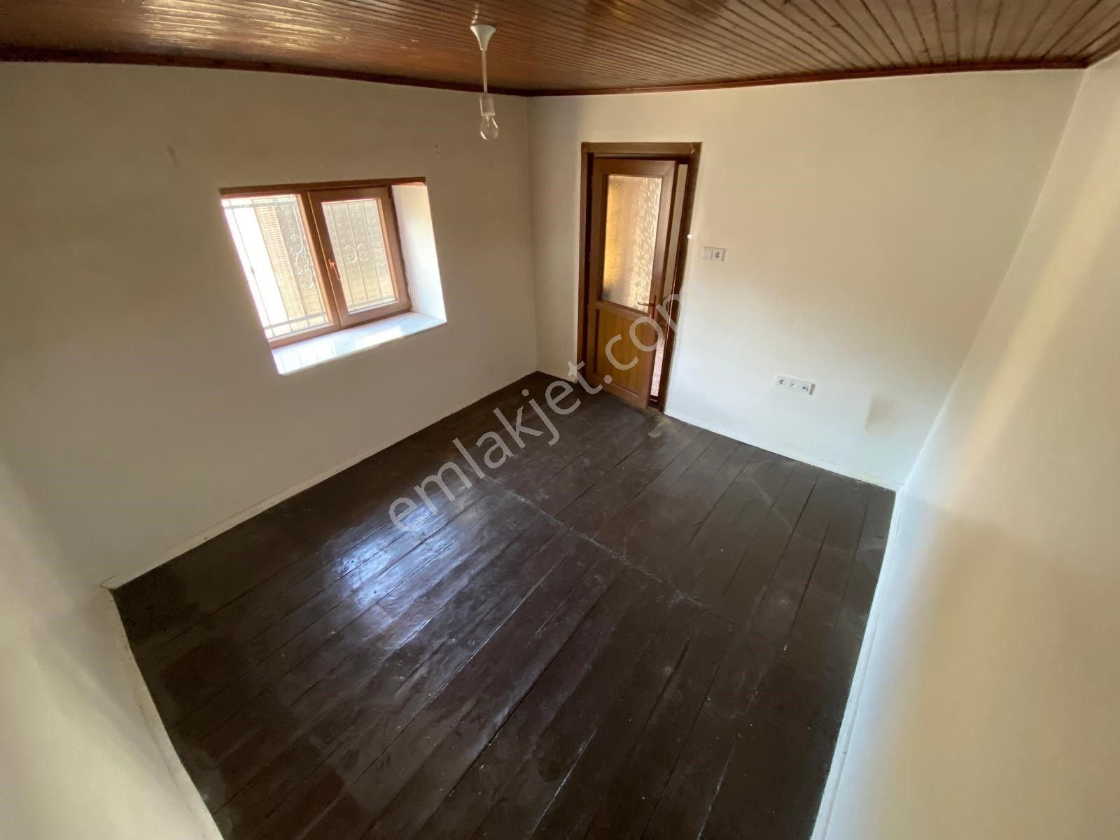 ▀jet Emlaktan Zeytinli'de Satılık Müstakil Bahçeli Geniş Köy Evi - Görsel 8