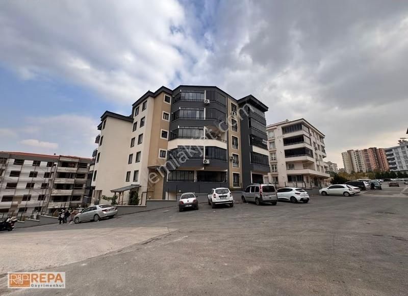 Repa Gayrimenkul Ömer Elşehadet'den Bülbülzade'de Satılık 2,5+1