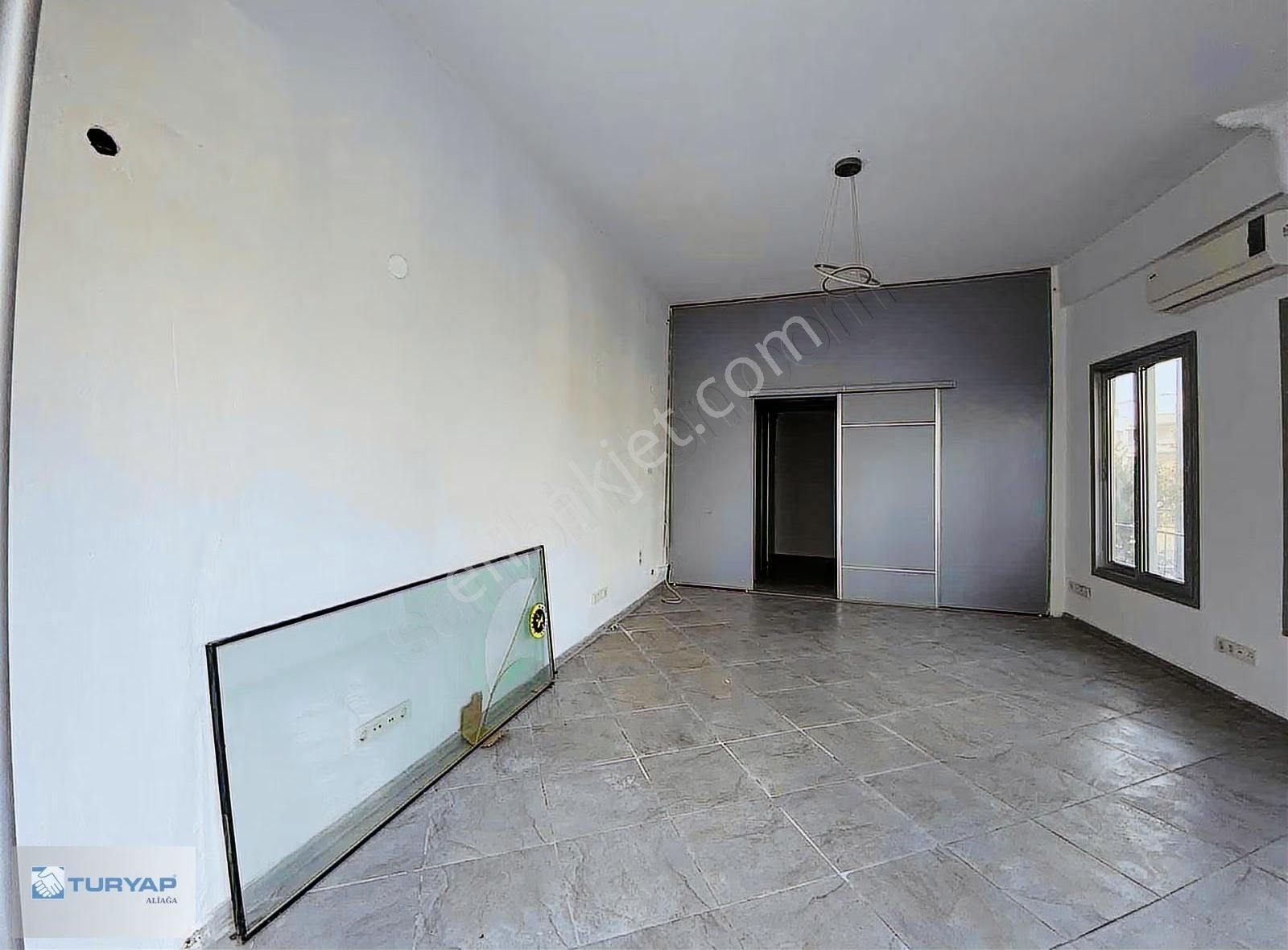 Aliağa Da Merkezi Lokasyonda Kiralık Dükkan - Görsel 5