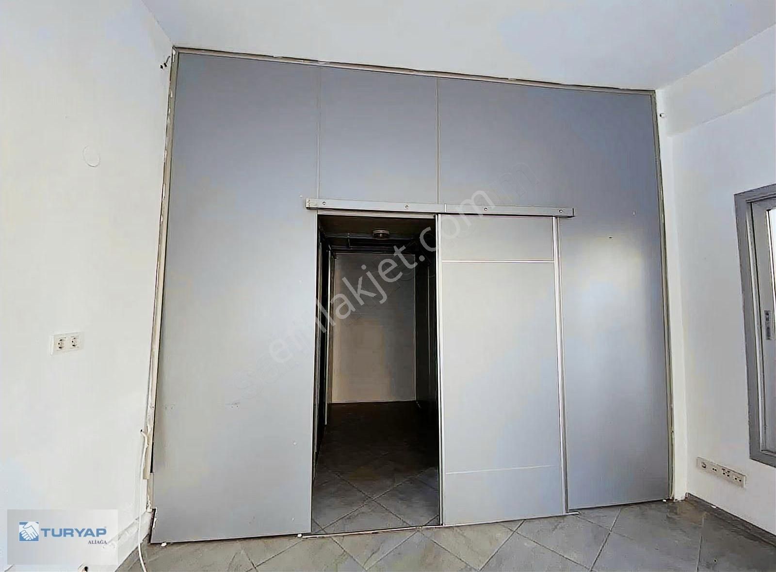 Aliağa Da Merkezi Lokasyonda Kiralık Dükkan - Görsel 2