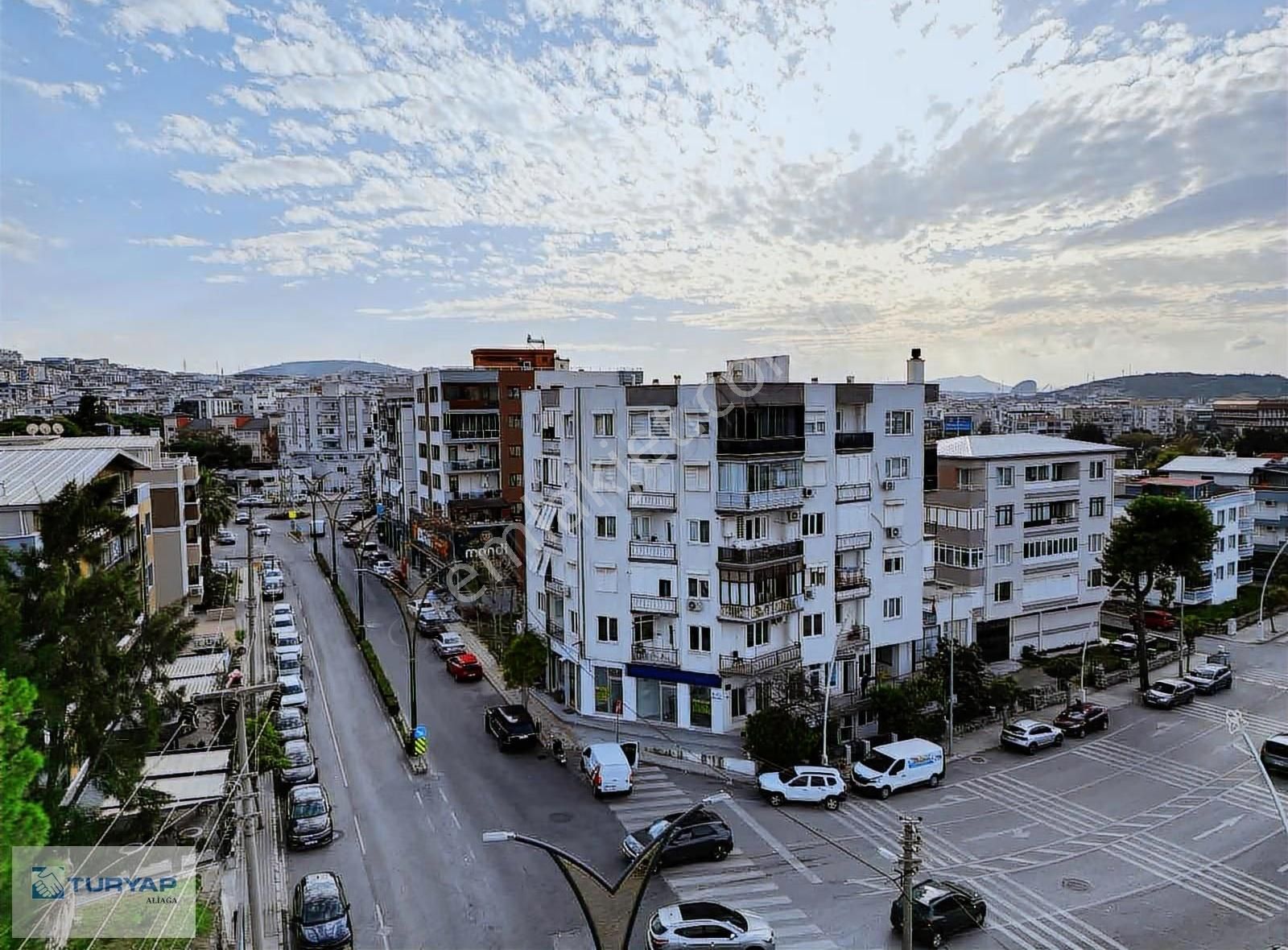 Aliağa Da Merkezi Lokasyonda Kiralık Dükkan