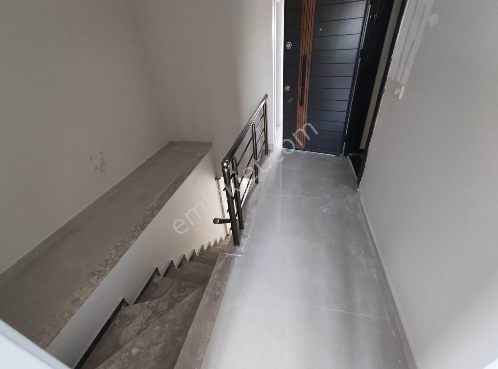 Para'dan Sultanbeyli'de Geniş Teraslı 3+2 Satılık Dubleks - Görsel 13