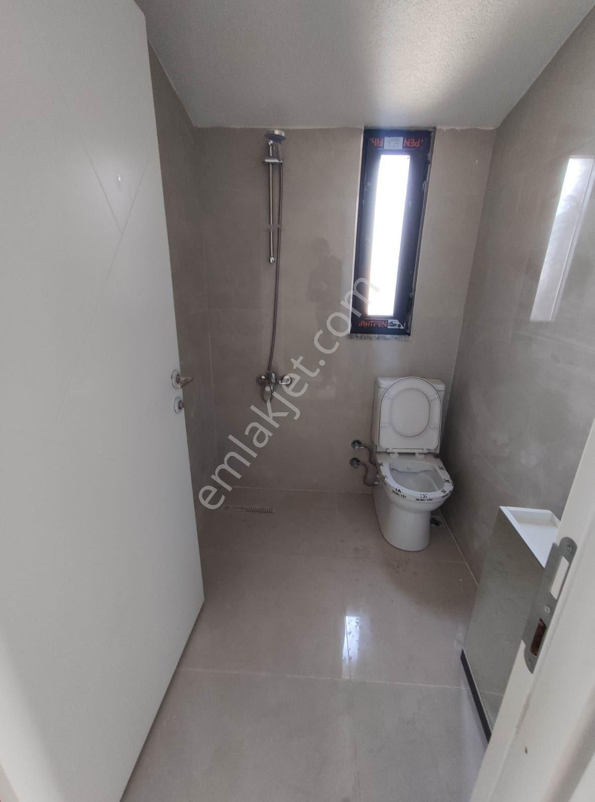 Para'dan Sultanbeyli'de Geniş Teraslı 3+2 Satılık Dubleks - Görsel 15