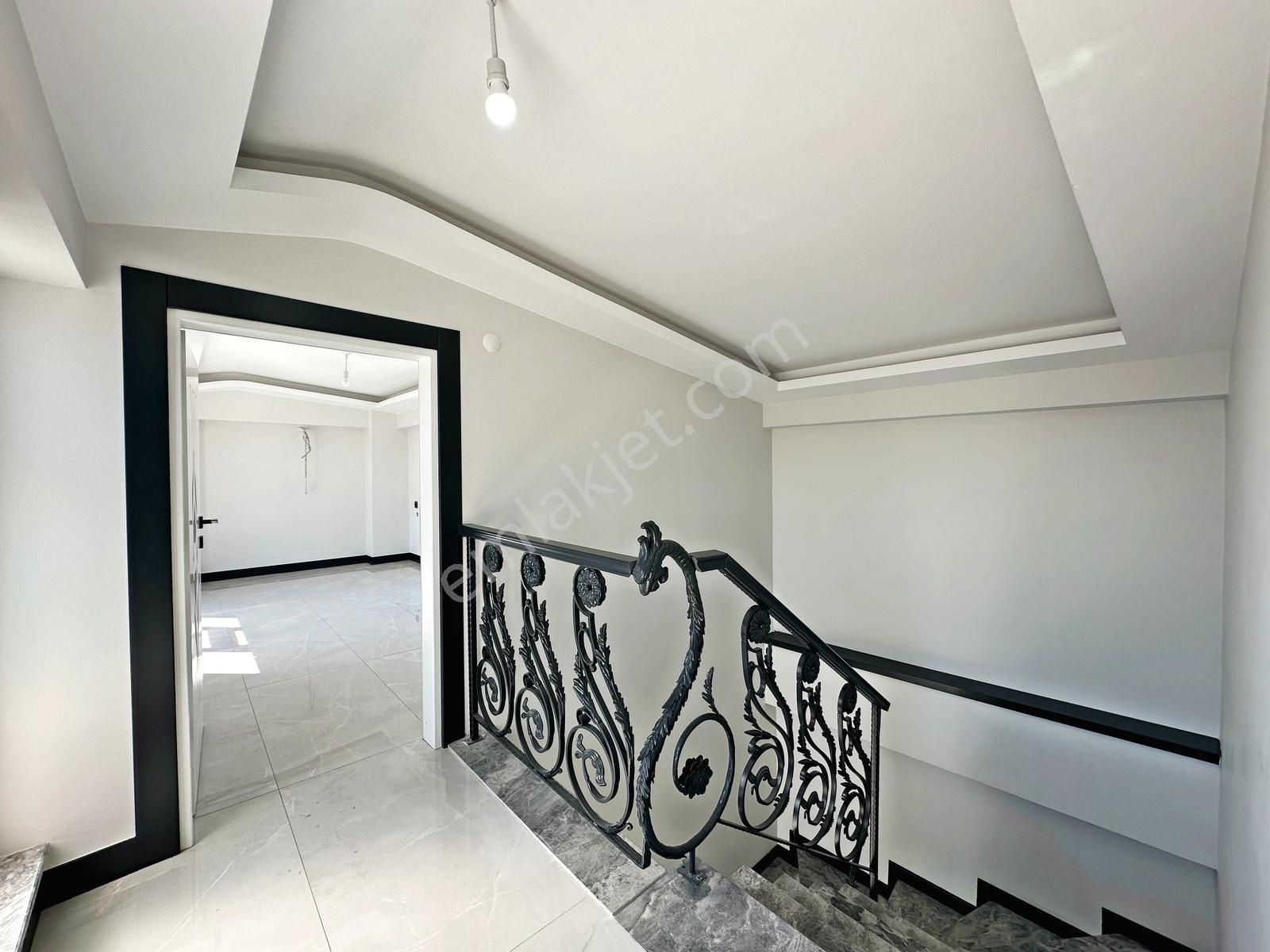 Ayanoğlundan Güre'de Denize Yakın Havuzlu Kapalı Otoparklı Villa - Görsel 29