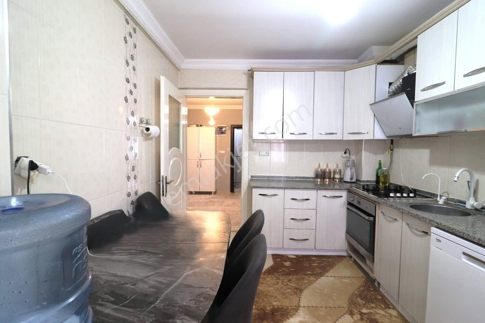 Buca Yenigün Mah. Satılık Komple Bina - Görsel 9