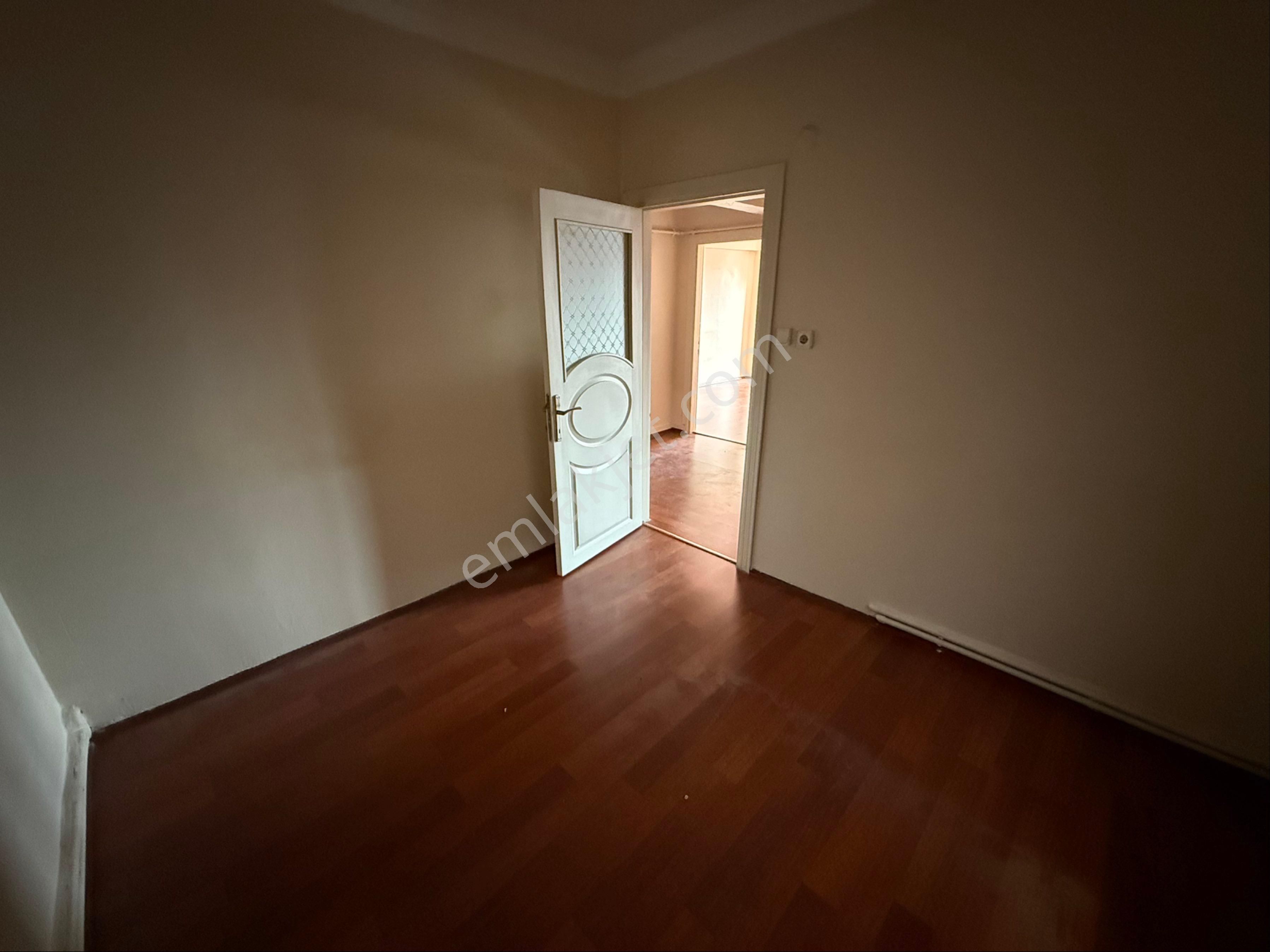 Arıkoğlundan Uğurmumcu Mh Seçkinler 3 Sitesi 6.kat 105m2 - Görsel 13