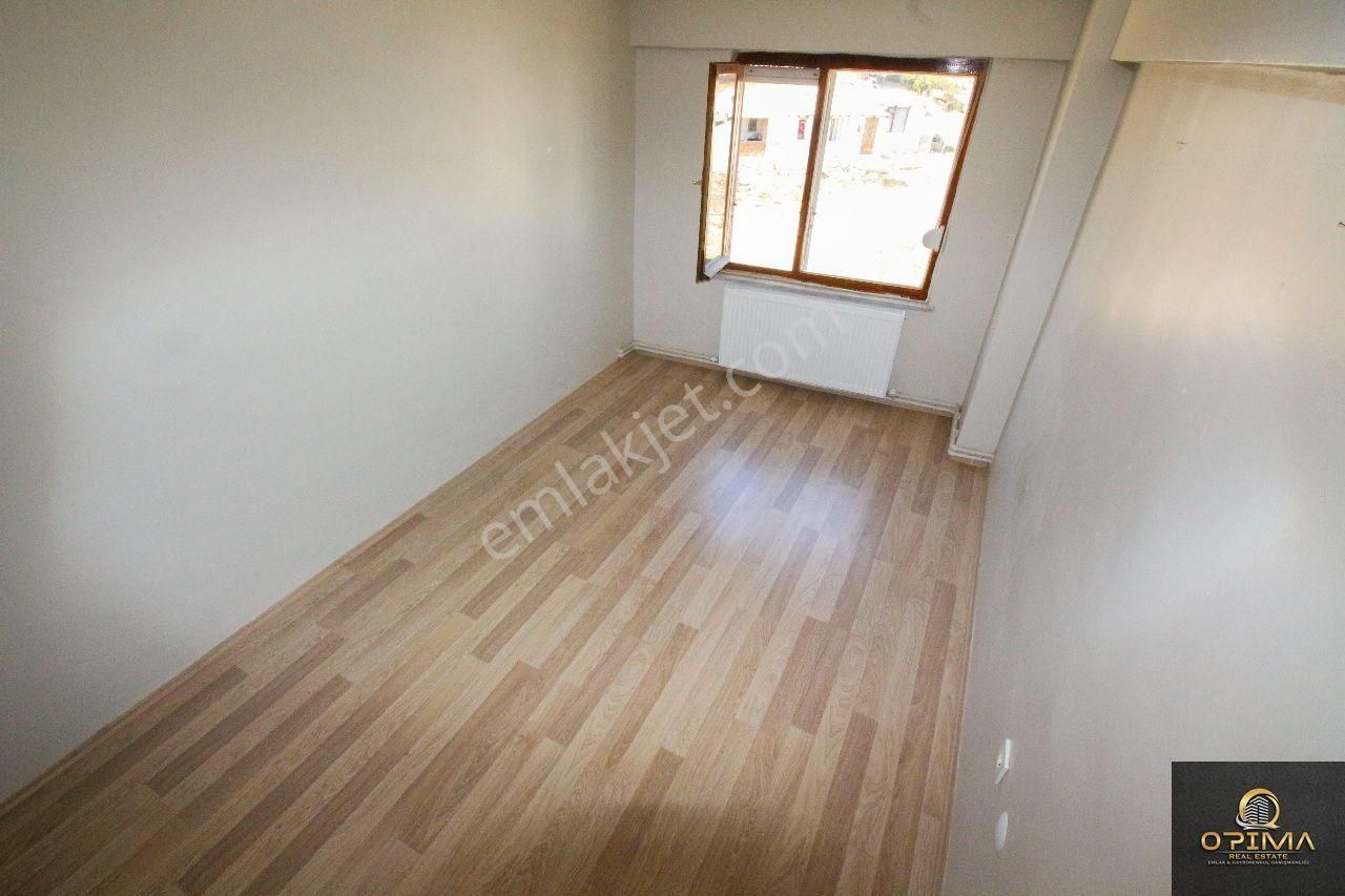 Opima Emlaktan Alaettin Mahallesinde Doğalgazlı 2+1 Kiralık Daire - Görsel 17