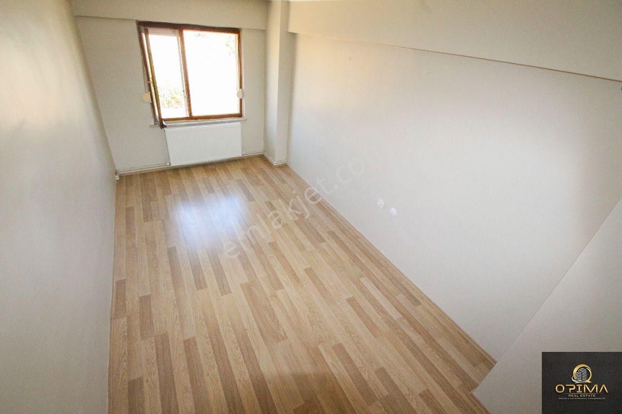Opima Emlaktan Alaettin Mahallesinde Doğalgazlı 2+1 Kiralık Daire - Görsel 15