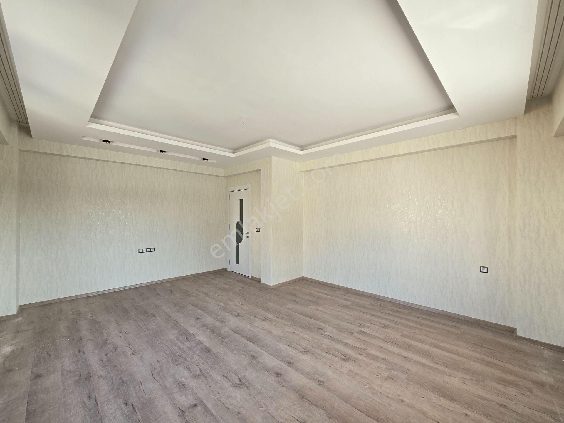 İşyapar Gayrimenkulden Selahaddin Eyyubi Mahallesinde Kızartma Ocaklı 3+1 Ultra Lüks Daireler - Görsel 23