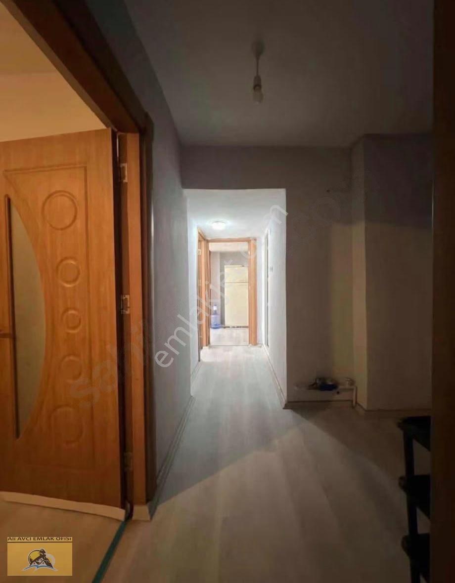 Merkezde Stadyum Sokakta 2+1 Ara Kat Masrafsız Daire - Görsel 3