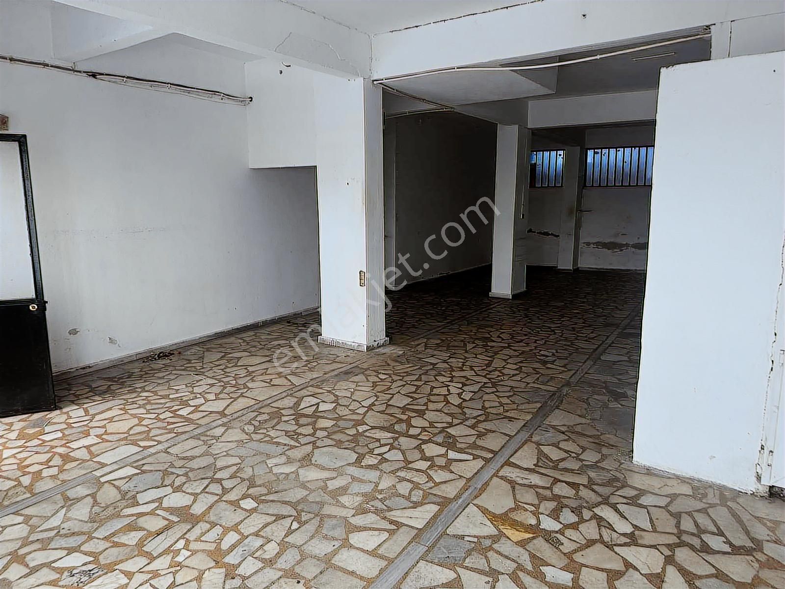 Akdoğan Emlaktan Kiralık Dükan 100 M2 - Görsel 2