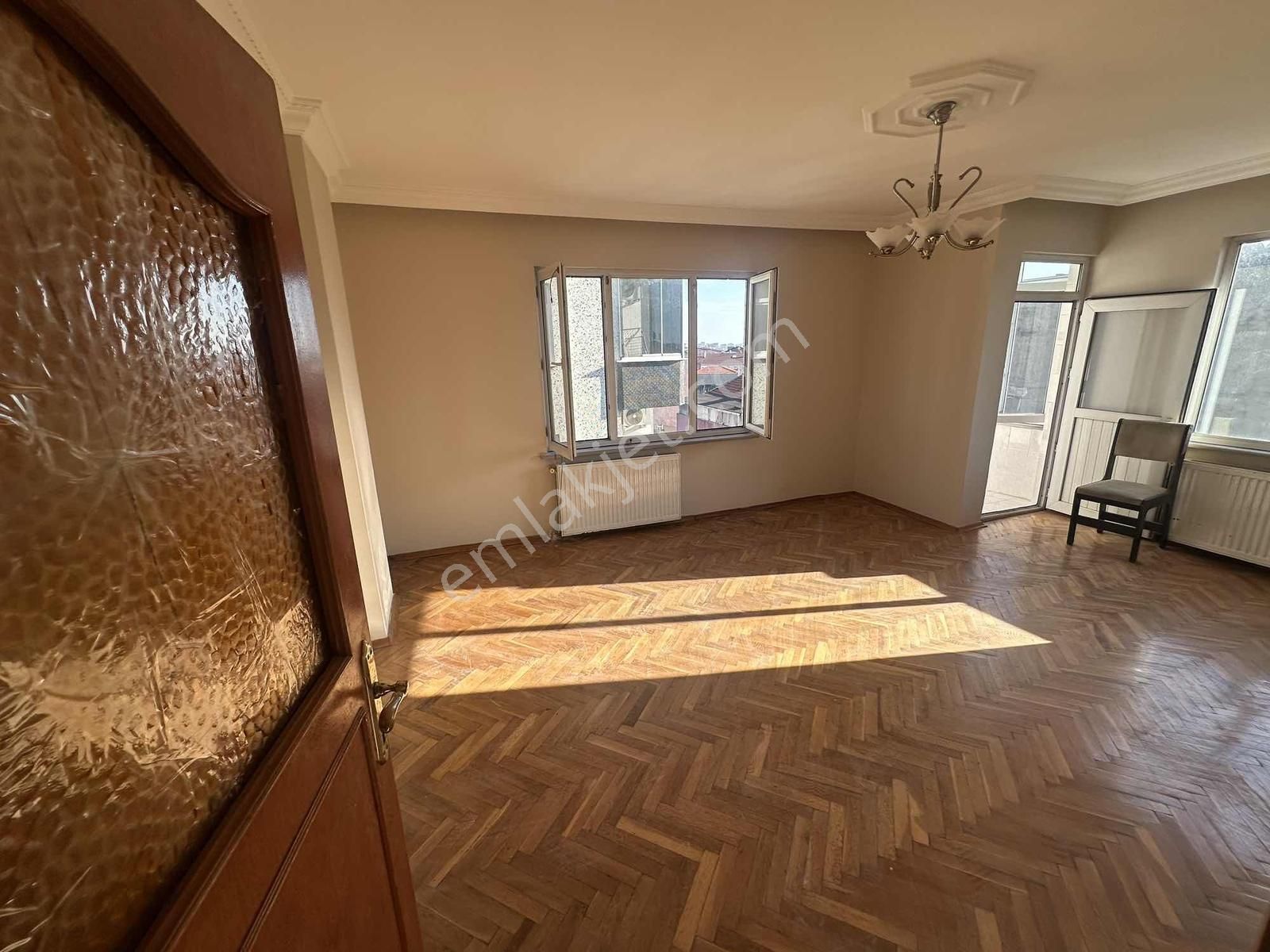 Akdoğan Emlaktan Cadde Üzeri 110m2 2+1 Metrobüse 5dk - Görsel 29