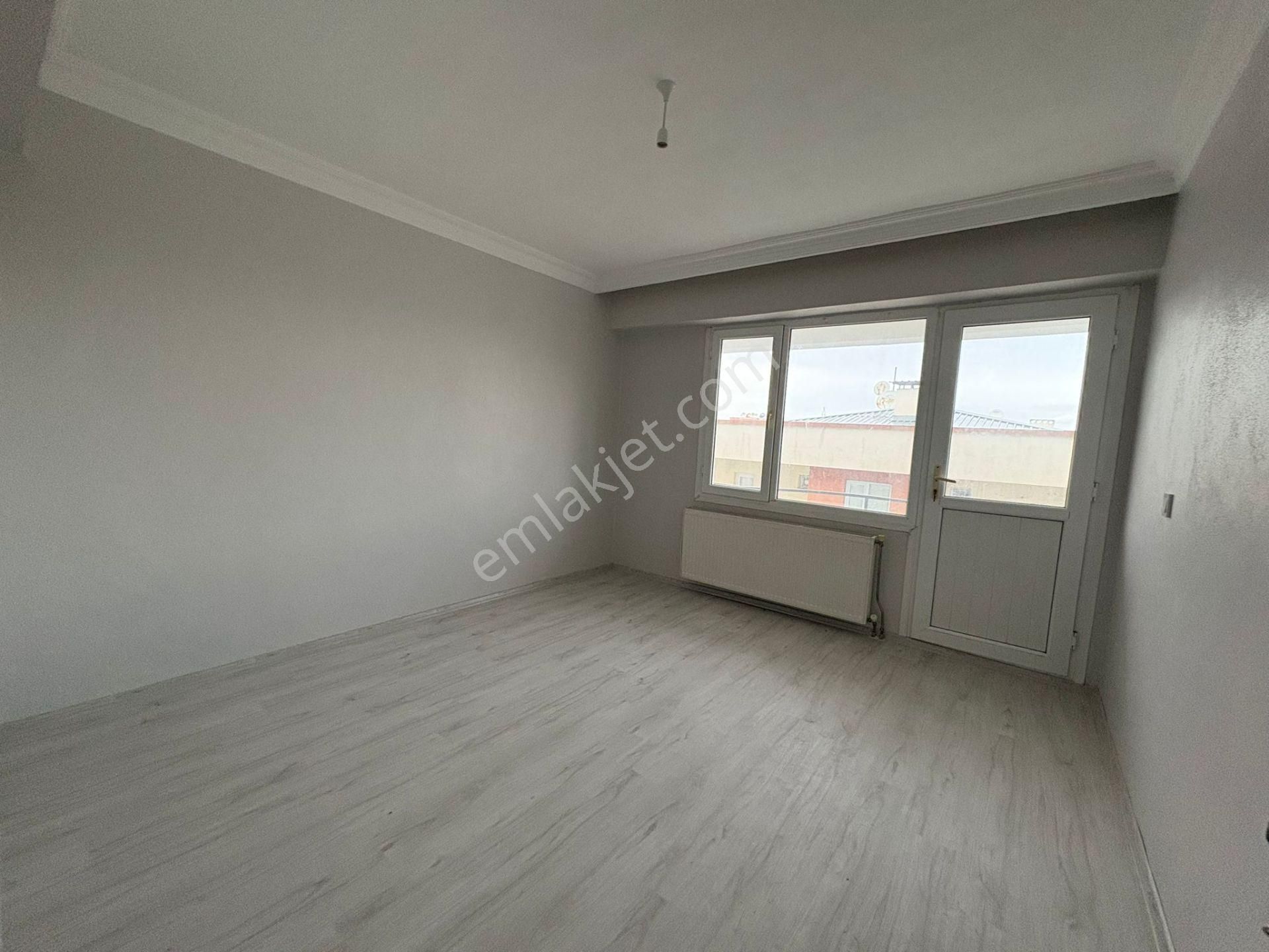 Devlet Hastanesi Yanı 3+1 Kapalı Mutfak Boyalı Kiralık Daire - Görsel 16