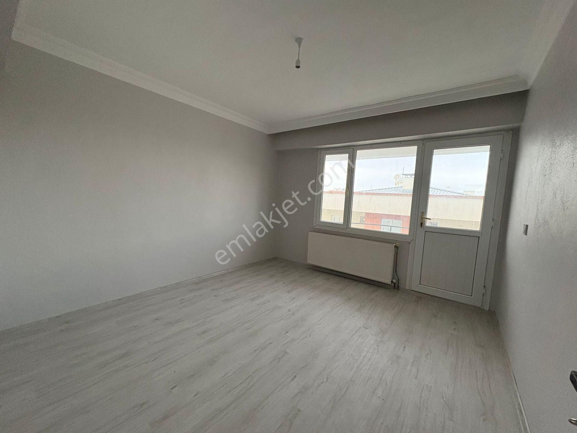 Devlet Hastanesi Yanı 3+1 Kapalı Mutfak Boyalı Kiralık Daire - Görsel 15